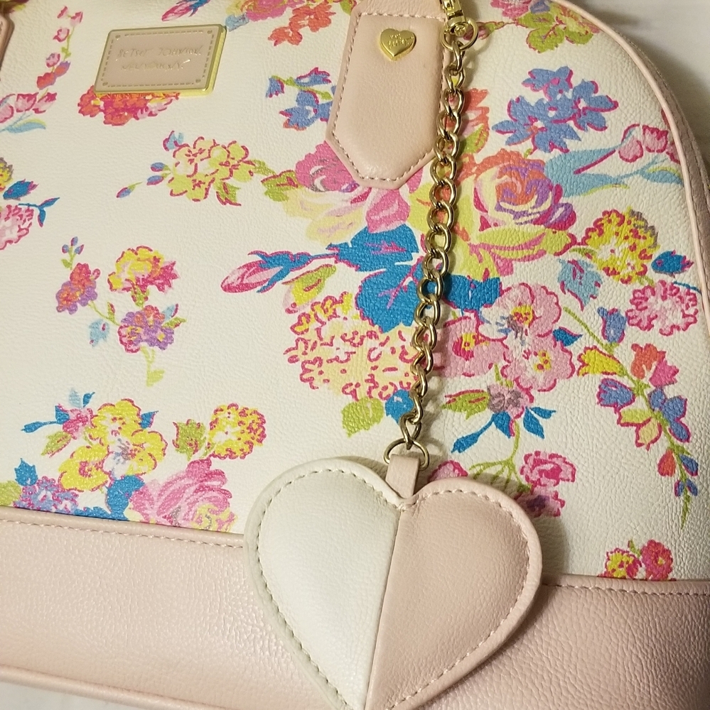 Betsy Johnson purse - Picture 10 of 14